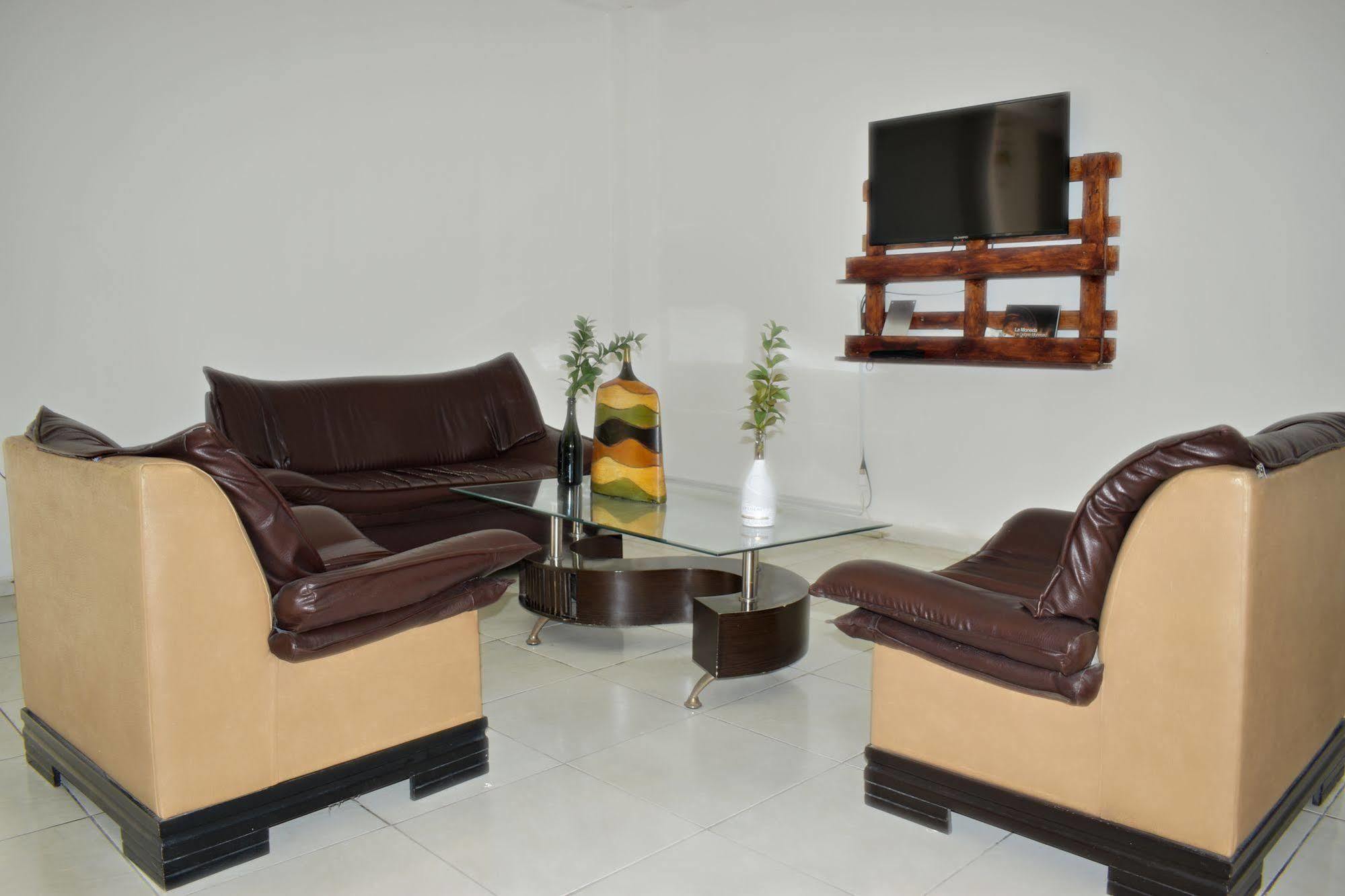 Tropical Sun Hotel 2*