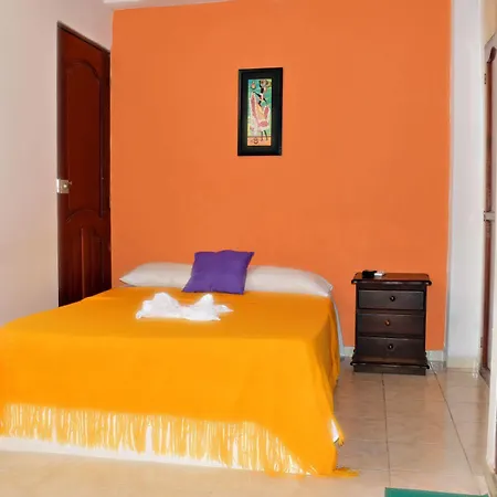 Tropical Sun Hotel 2*